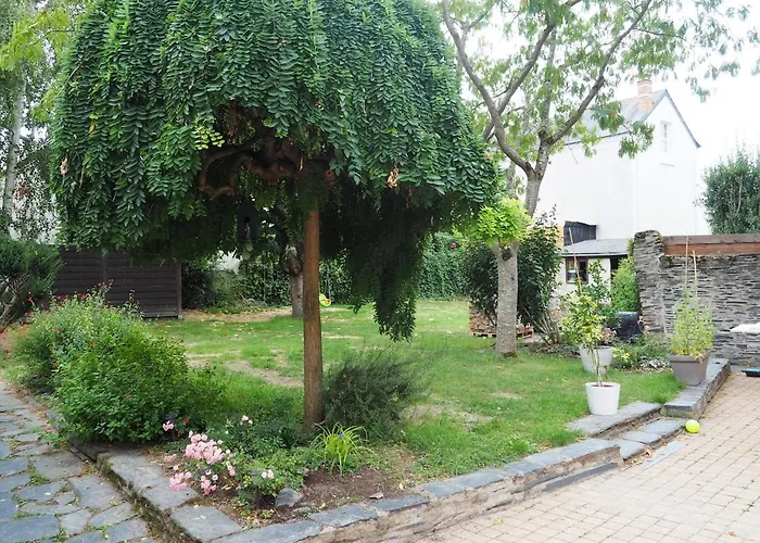 Indépendant * Angers